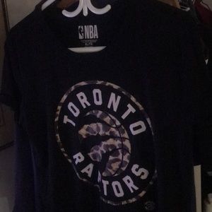Toronto Raptors Camo basketball claw Logo Official NBA super soft tee Womens XL